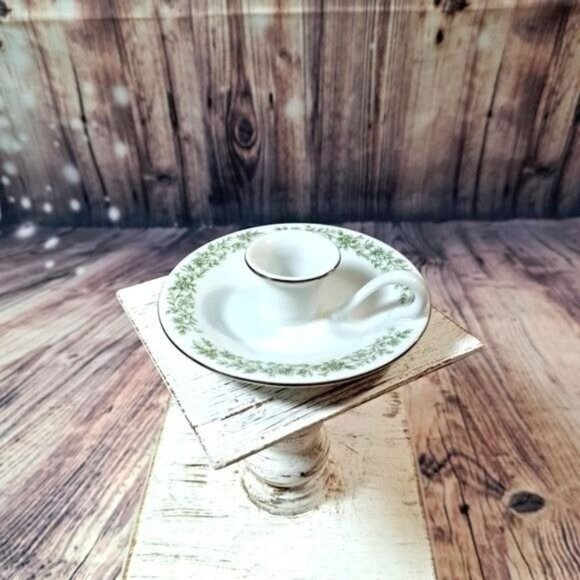 Mikasa Montclair Porcelain Candle Holder With Handle - Picture 3 of 6